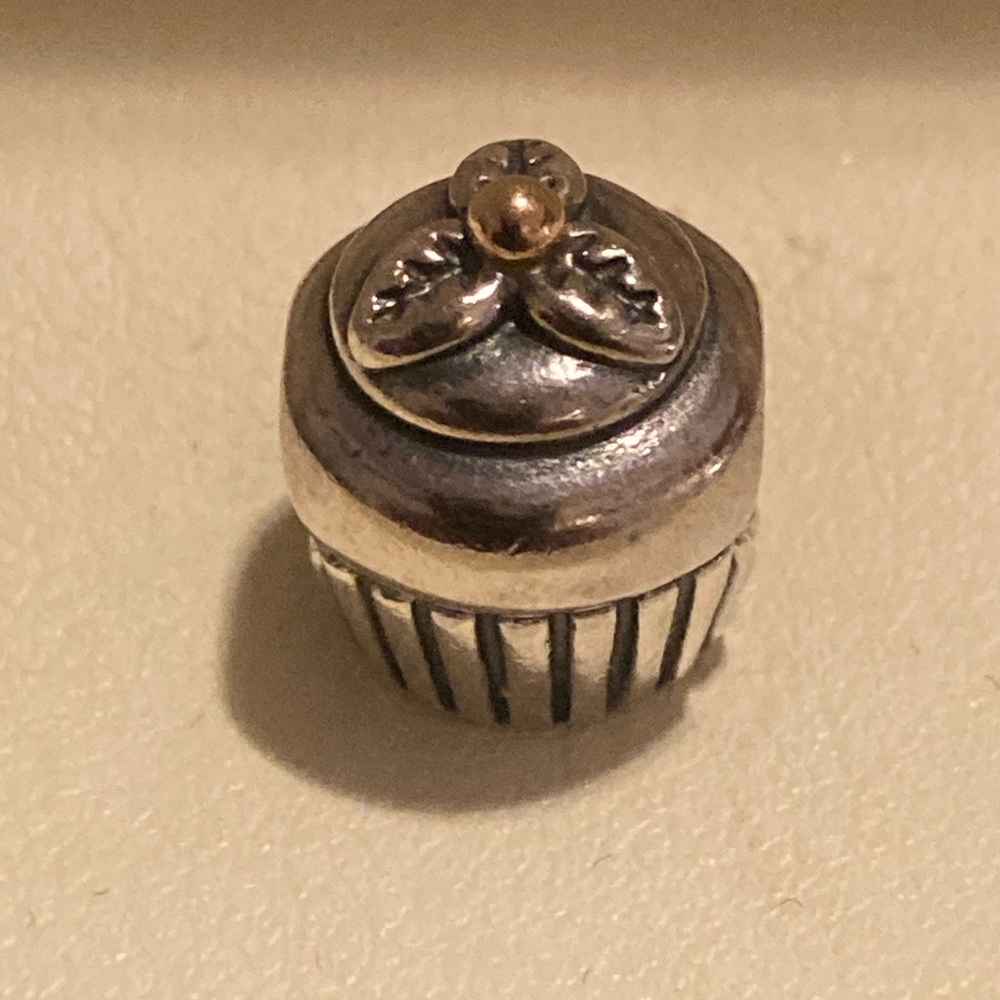 Pandora Retired Cupcake Charm